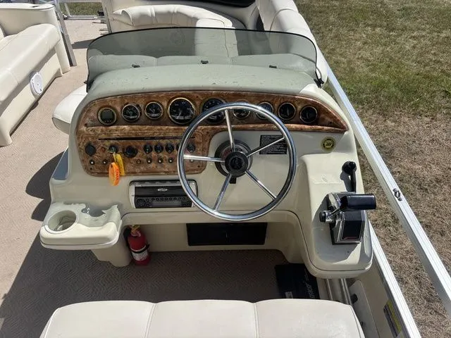 Slide: The Image of Riviera 22' Pontoon 2001 - 15