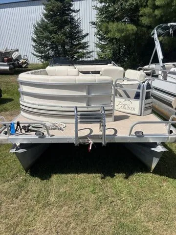 Slide: The Image of Riviera 22' Pontoon 2001 - 3