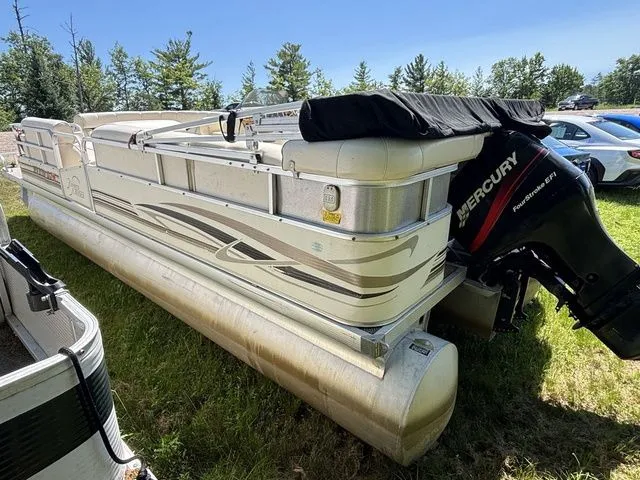 Slide: The Image of Riviera 22' Pontoon 2001 - 7