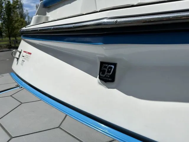 Slide: The Image of MasterCraft NXT22 2018 - 8