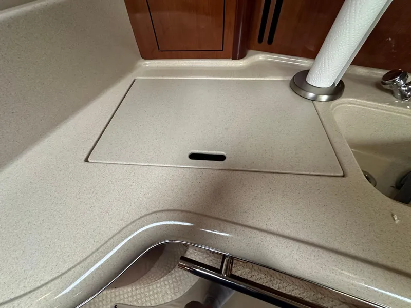 Slide: The Image of Sea Ray 420 Sundancer 2003 - 55