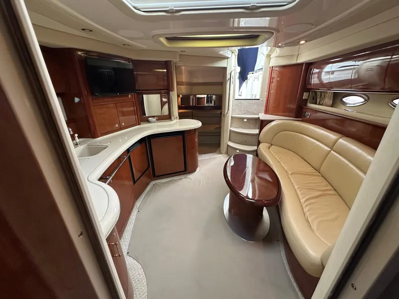 Slide: The Image of Sea Ray 420 Sundancer 2003 - 73