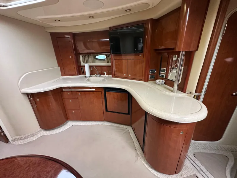 Slide: The Image of Sea Ray 420 Sundancer 2003 - 86