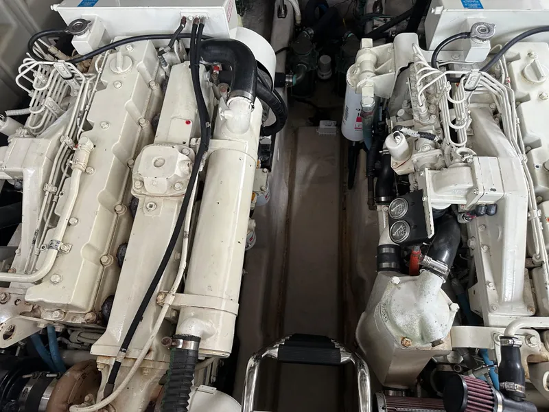 Slide: The Image of Sea Ray 420 Sundancer 2003 - 94