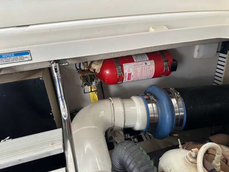 Slide: The Image of Sea Ray 420 Sundancer 2003 - 97