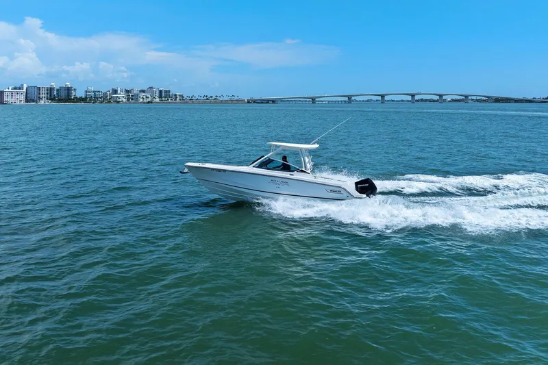 Slide: The Image of 2023 Boston Whaler 240 Vantage - Profile Port - 34