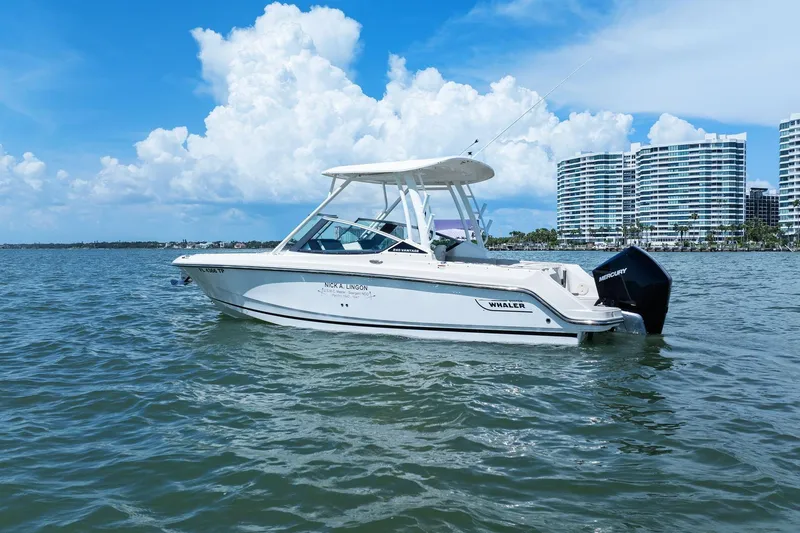 Slide: The Image of 2023 Boston Whaler 240 Vantage - Profile Stern 3/4 Port - 39