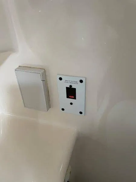 Slide: The Image of Chaparral Signature 260 2004 - 34