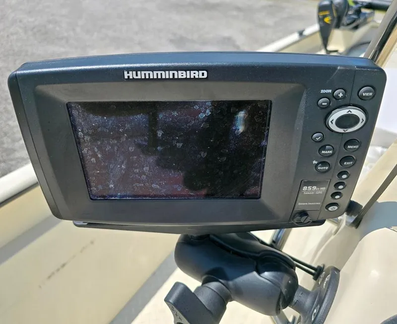 Slide: The Image of Humminbird sonar GPS device on 2015 SeaArk RX18 Center Console boat. - 5
