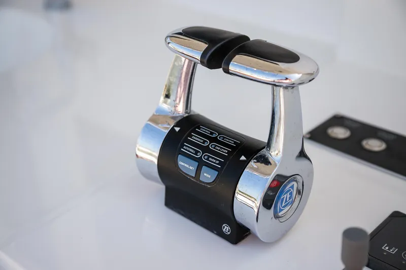 Slide: The Image of 2022 Viking 54 Sport Coupe helm with advanced navigation and control systems. - 39