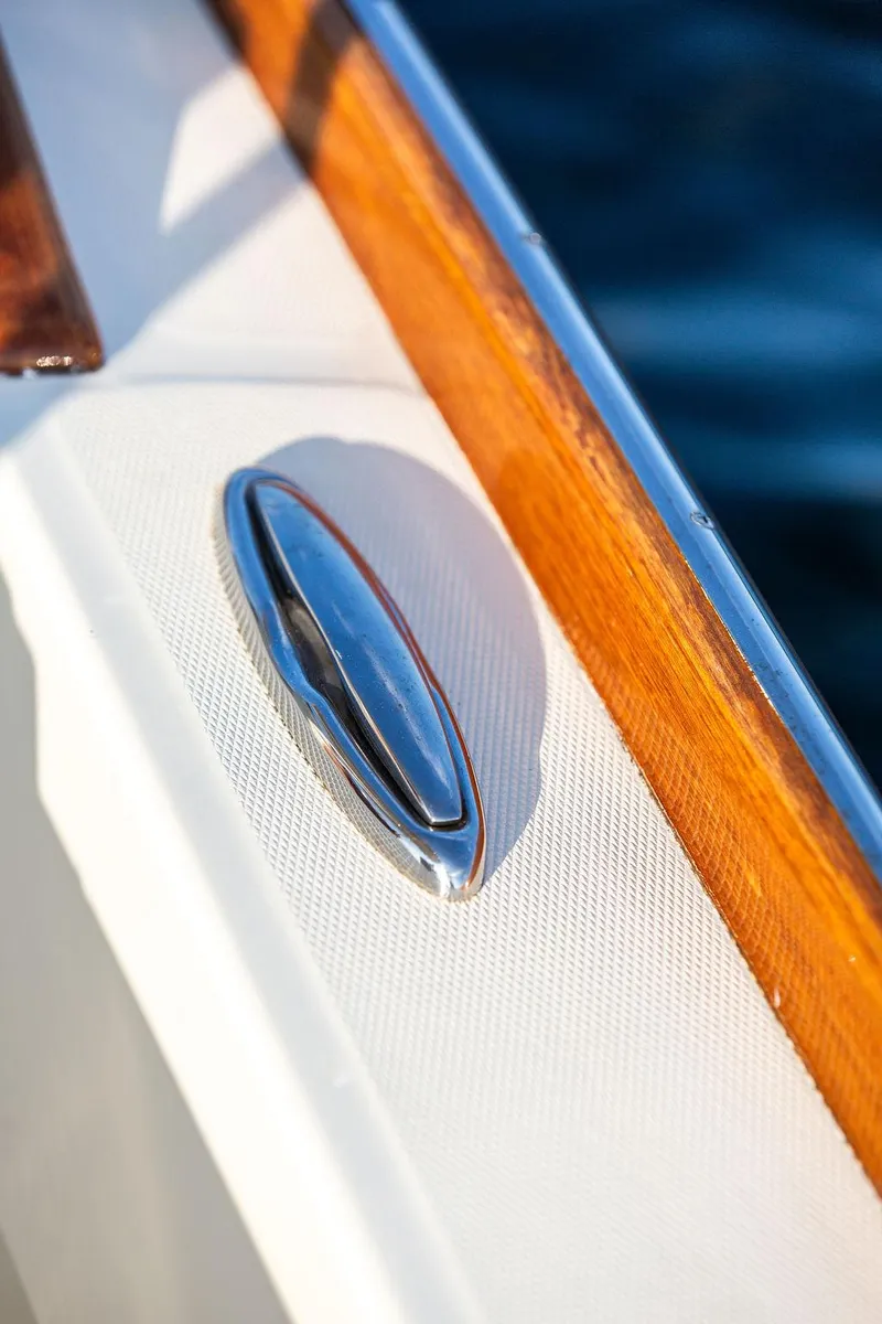 Slide: The Image of Hinckley Talaria 29 C 2014 - 72