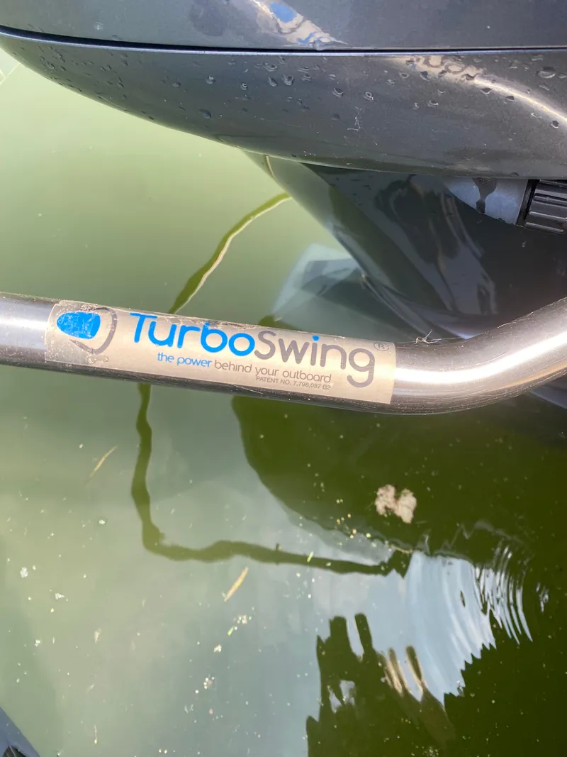 Slide: The Image of TurboSwing bar on a 2018 Bennington 25 GCW boat, enhancing outboard power. - 26
