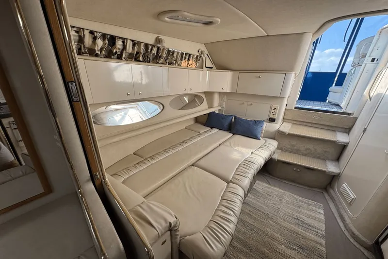Slide: The Image of Sea Ray 330 Express Cruiser 1997 - 21