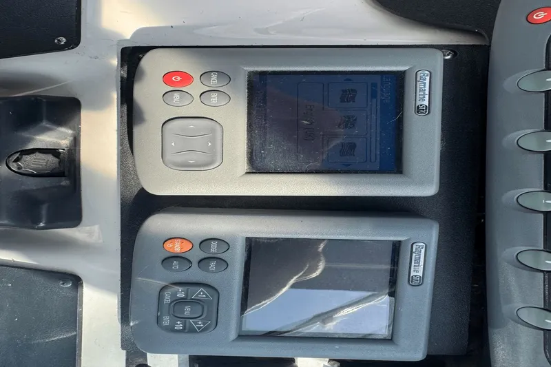 Slide: The Image of Sea Ray 330 Express Cruiser 1997 - 7