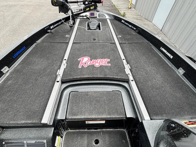 Slide: The Image of 2006 Ranger Z19 Comanche boat deck with Lowrance equipment and Ranger Boats logo. - 3