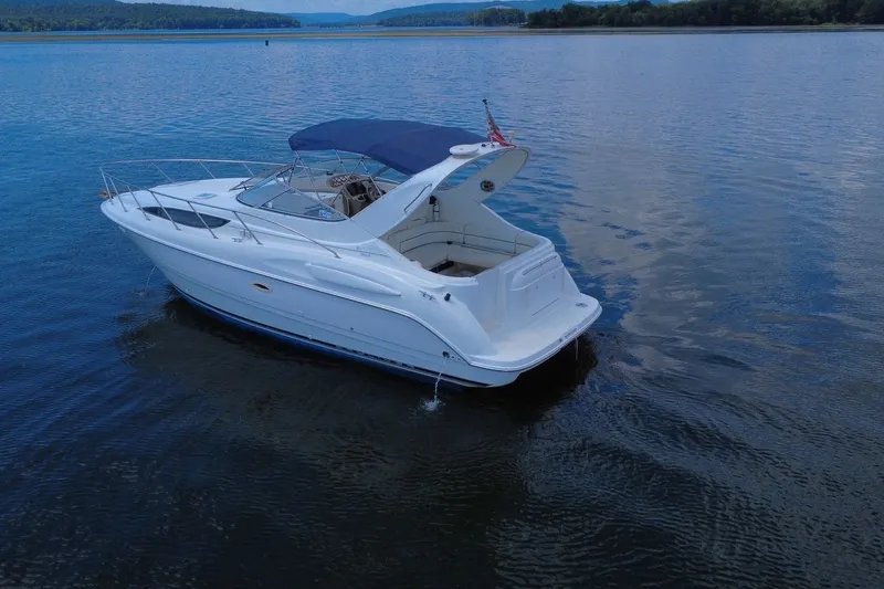 Slide: The Image of Bayliner 3055 Ciera 1999 - 3