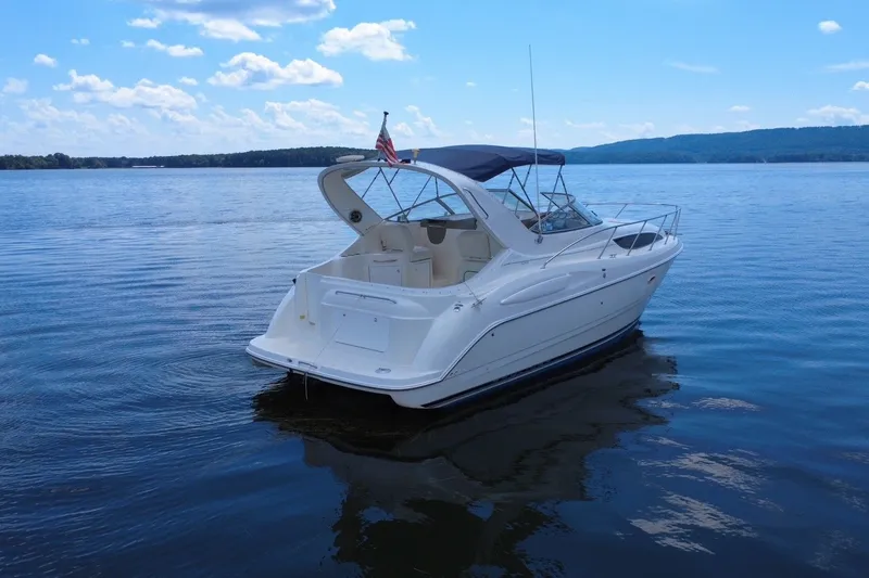Slide: The Image of Bayliner 3055 Ciera 1999 - 4