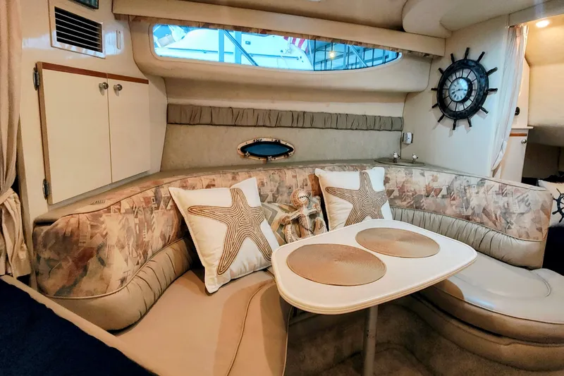 Slide: The Image of Dinette/Salon - 9