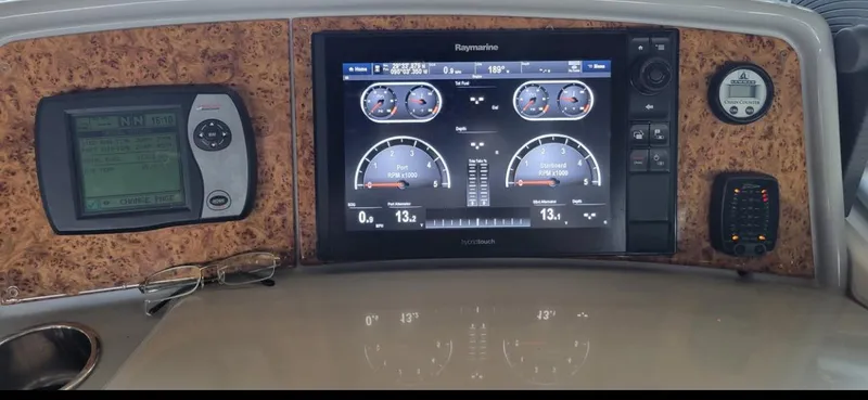 Slide: The Image of Formula 31 Performance Cruiser 2007 - 50