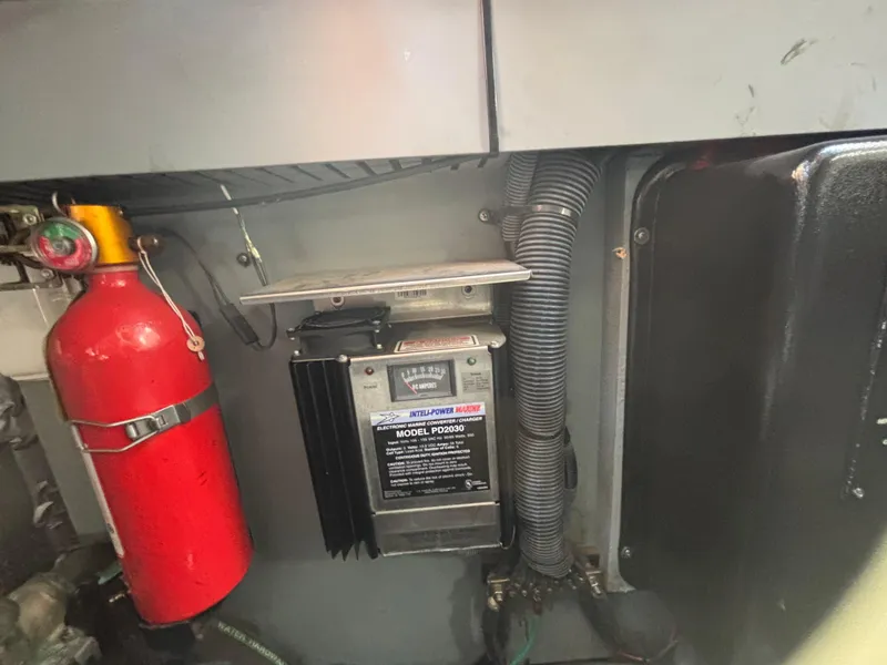 Slide: The Image of Sea Ray Sundancer 320 2004 - 58