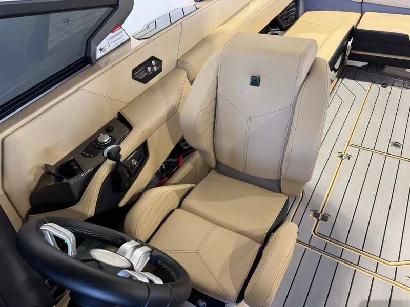 Slide: The Image of Nautique Super Air Nautique G25 2025 - 20