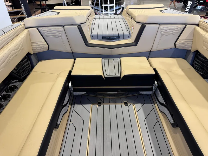 Slide: The Image of Nautique Super Air Nautique G25 2025 - 26