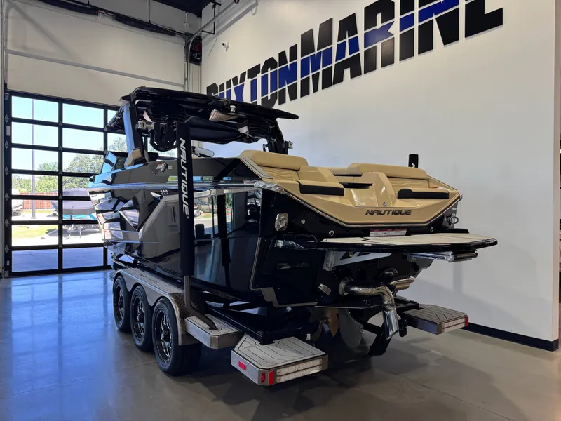 Slide: The Image of Nautique Super Air Nautique G25 2025 - 5