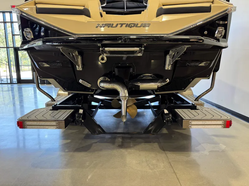 Slide: The Image of Nautique Super Air Nautique G25 2025 - 7