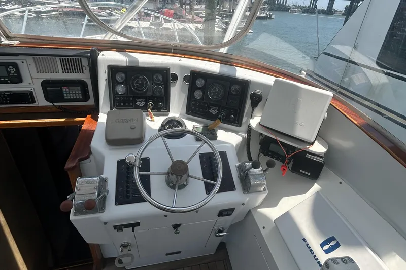 Slide: The Image of Blue Fin 36 Express 1992 - 3