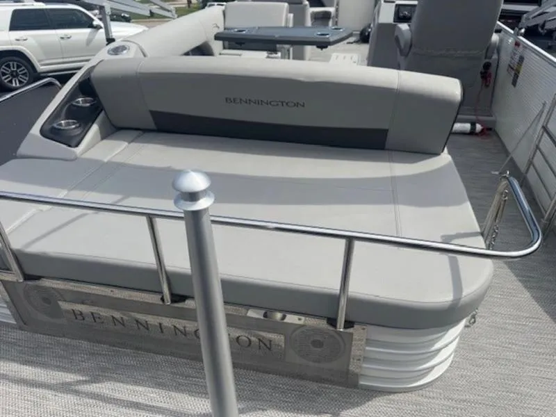 Slide: The Image of 2025 Bennington L Bowrider Swingback 25 LTSB, luxury seating and sleek design. - 8