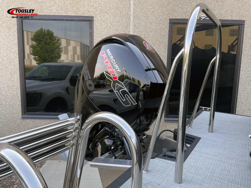 Slide: The Image of 2025 Manitou Cruise 22 Switchback Twin Tube with Mercury Pro XS engine. - 8