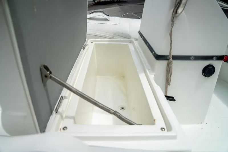 Slide: The Image of Novurania 430 DL 2004 - 14