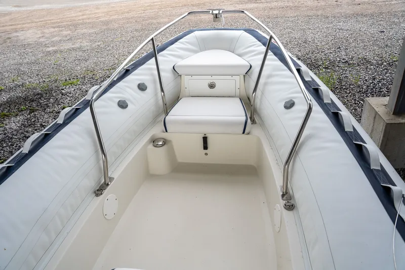 Slide: The Image of Novurania 550DL 2017 - 18