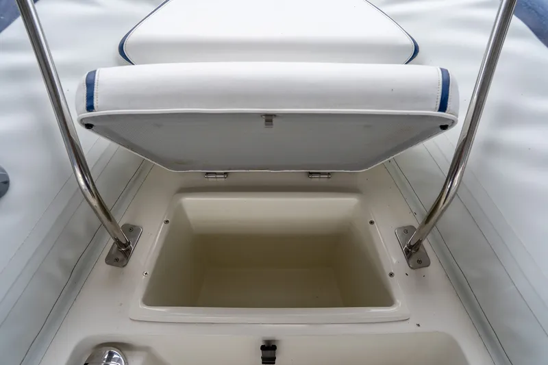 Slide: The Image of Novurania 550DL 2017 - 20