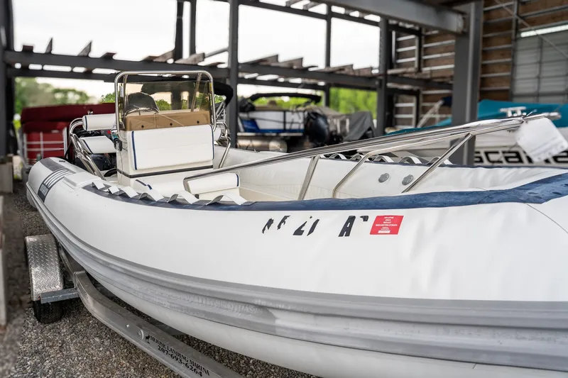 Slide: The Image of Novurania 550DL 2017 - 5