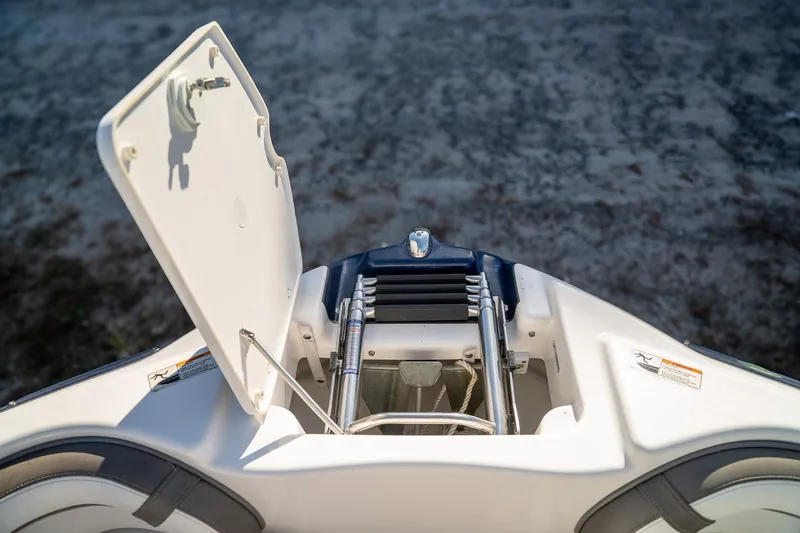 Slide: The Image of Yamaha 242 Limited S 2014 - 11