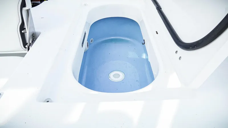 Slide: The Image of Tidewater 2410 Bay Max 2026 - 53