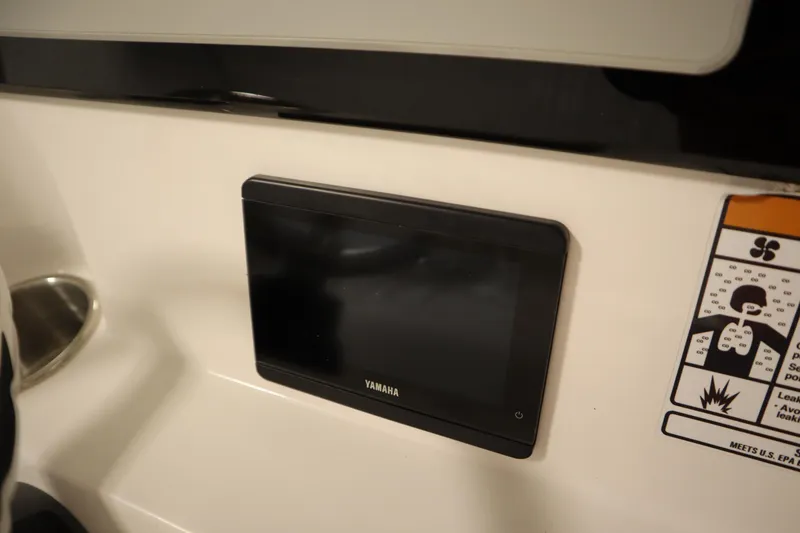 Slide: The Image of Yamaha display on 2026 Sea Fox 268 Commander boat dashboard. - 44