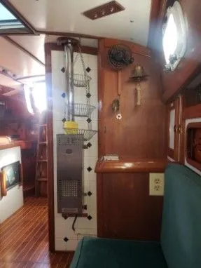 Slide: The Image of Southern Cross 39 1980 - 5