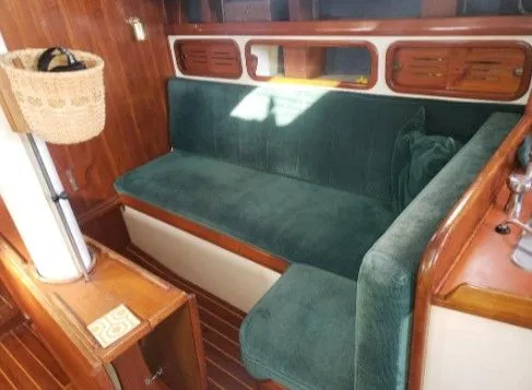 Slide: The Image of Southern Cross 39 1980 - 7