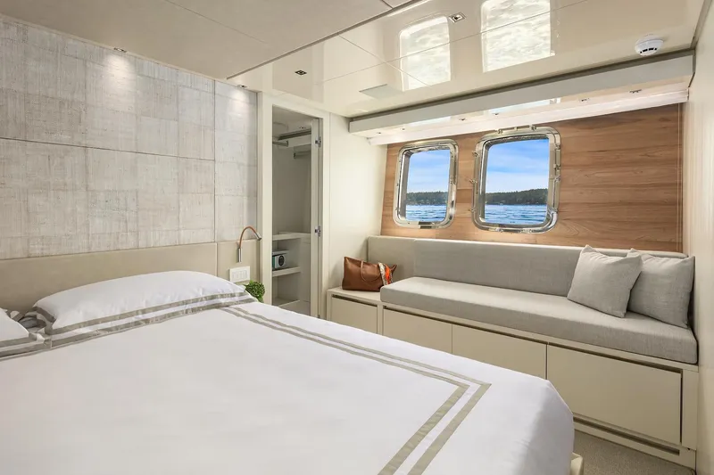 Slide: The Image of Master Stateroom - 22