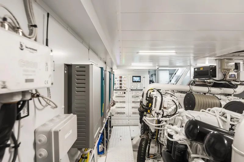 Slide: The Image of Engine Room - 62