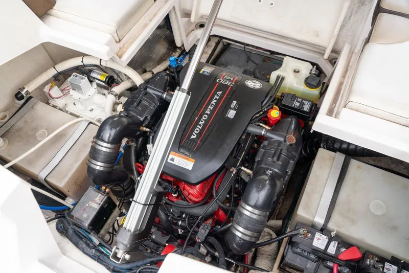 Slide: The Image of Engine compartment of a 2013 Regal 2700 ES Bowrider with Volvo Penta engine. - 7