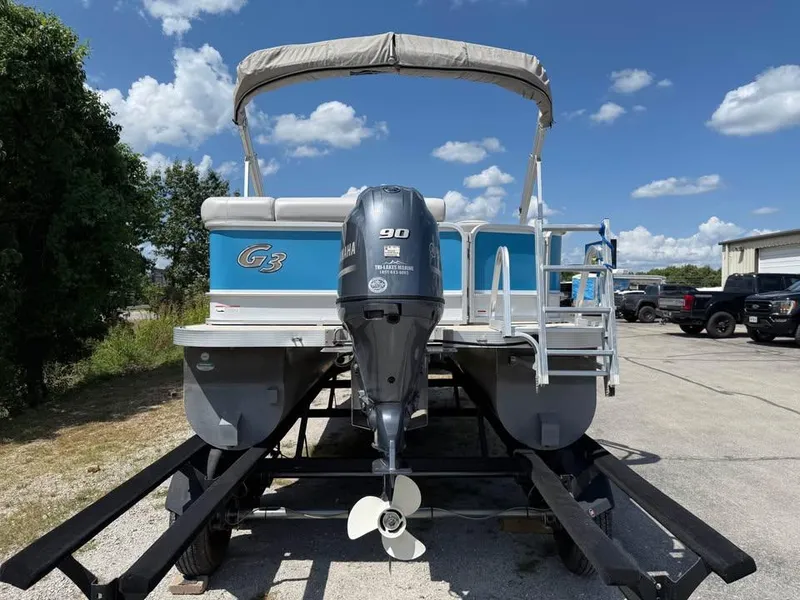 Slide: The Image of 2018 G3 V20C pontoon boat with Yamaha 90 engine on trailer. - 5