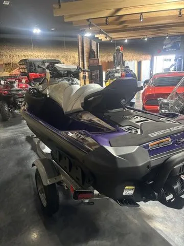 Slide: The Image of Sea-Doo GTI 2025 - 5