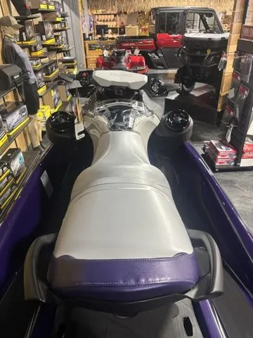 Slide: The Image of Sea-Doo GTI 2025 - 6