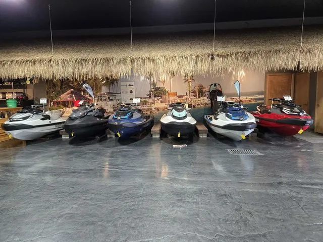 Slide: The Image of Sea-Doo GTI 2025 - 7