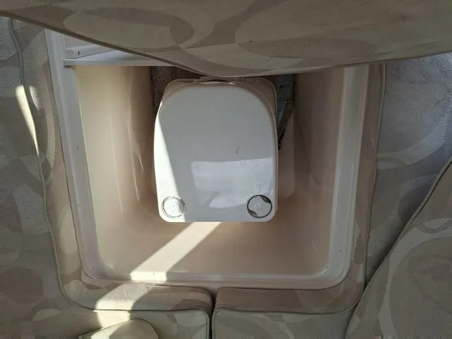 Slide: The Image of Grady-White Journey 258 2006 - 11