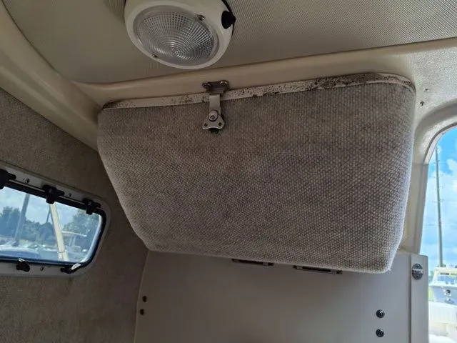 Slide: The Image of Grady-White Journey 258 2006 - 15