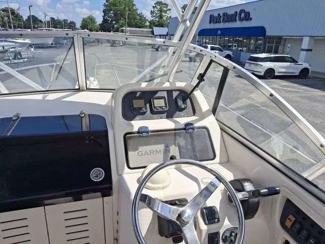 Slide: The Image of Grady-White Journey 258 2006 - 5